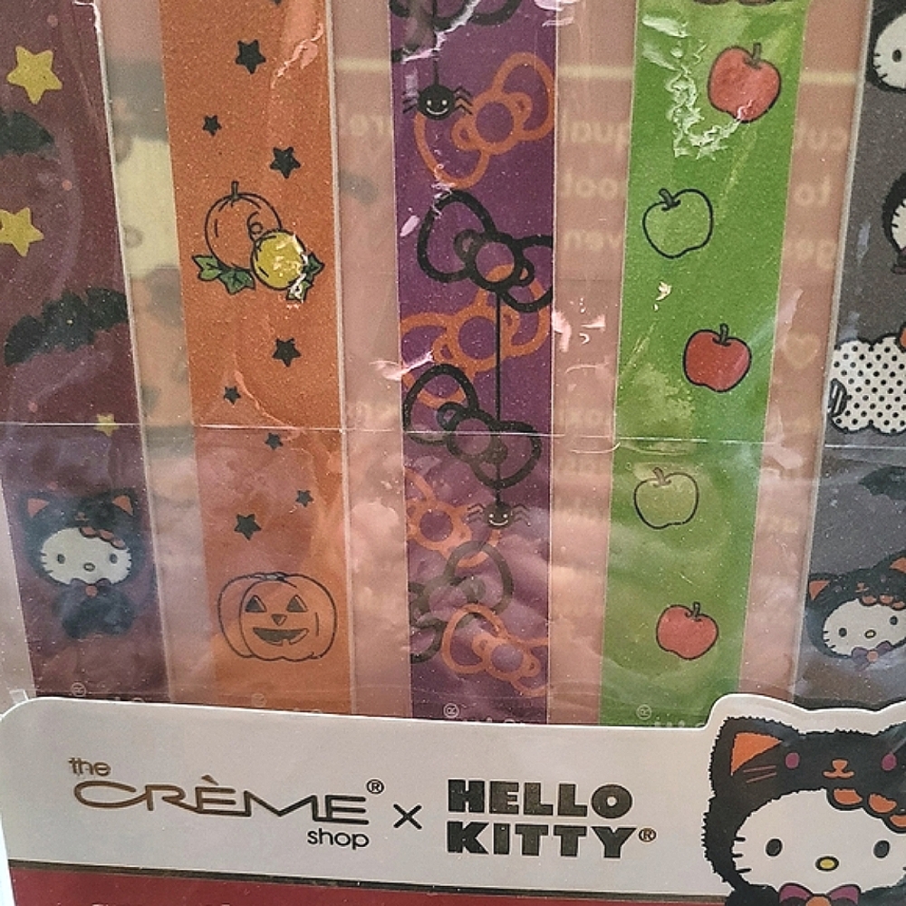 NWT The Creme Shop x Hello Kitty Smooth Essential Nail Files - Limited Edition